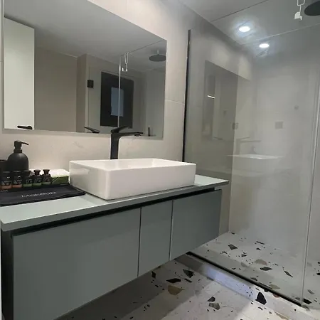 Imittou Modern Apt In Pangrati Atene Esterno foto